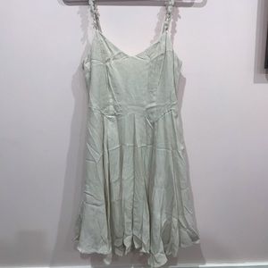 BNWT* Forever21 Dress with flower straps